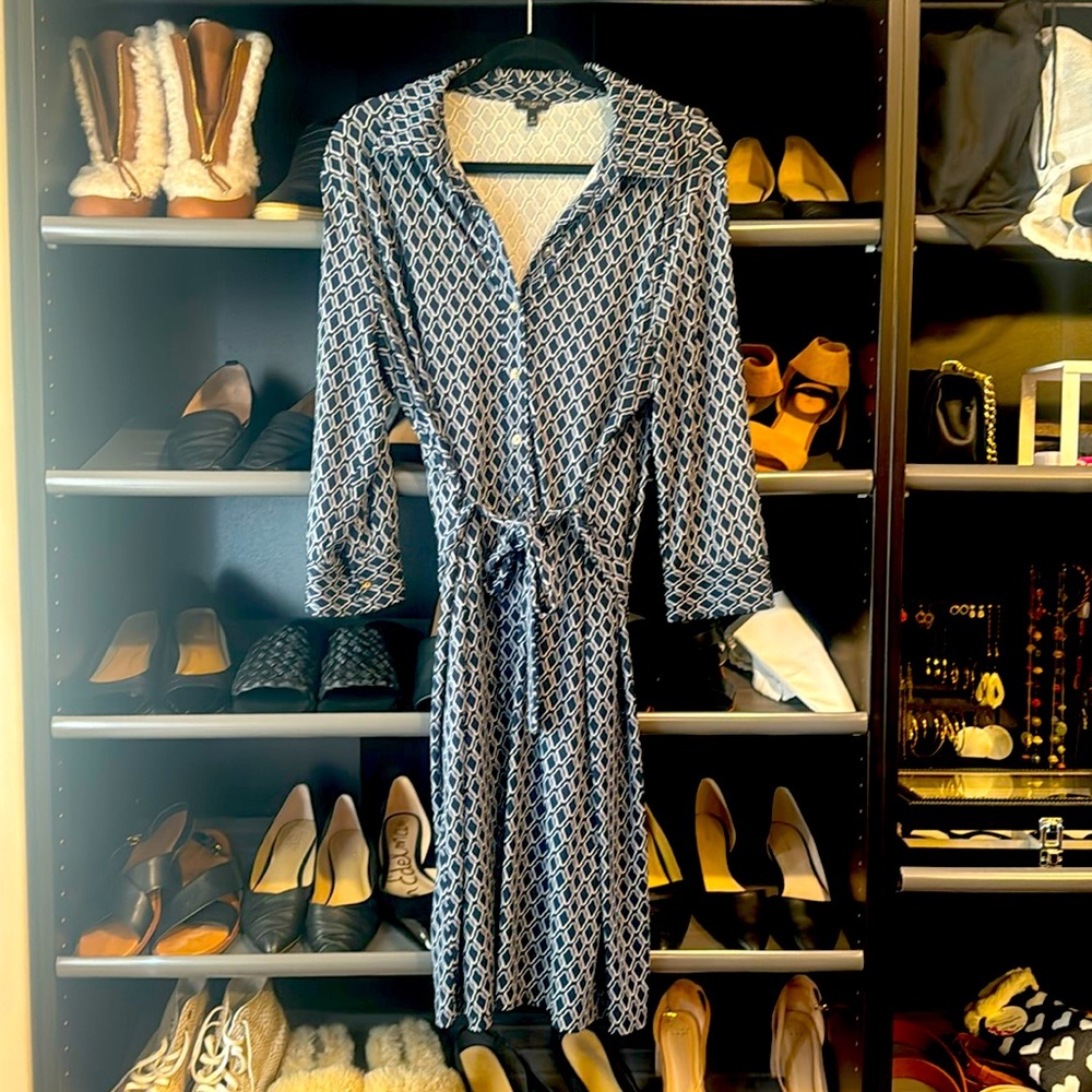 Chic collared shirt dress!